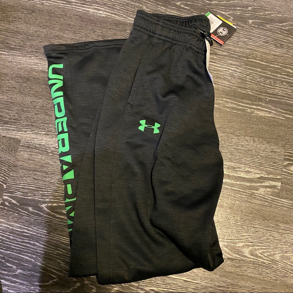 UNDER ARMOUR SWEAT PANTS
